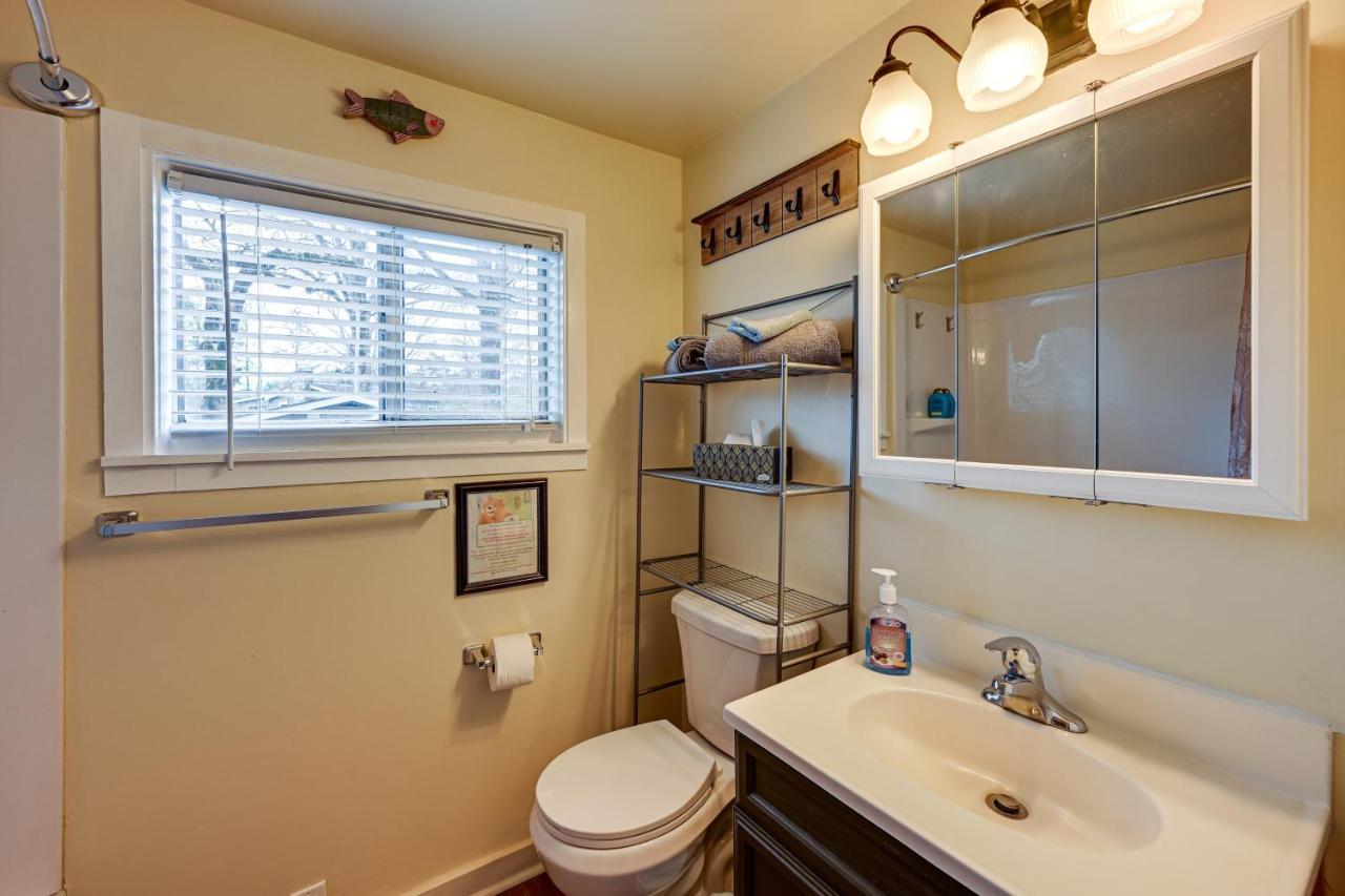 Pet-Friendly Vacation Rental Cabin In Whittier Exterior foto